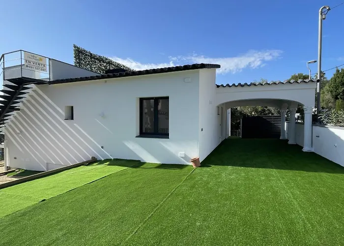 Ref Nav33 Villa *